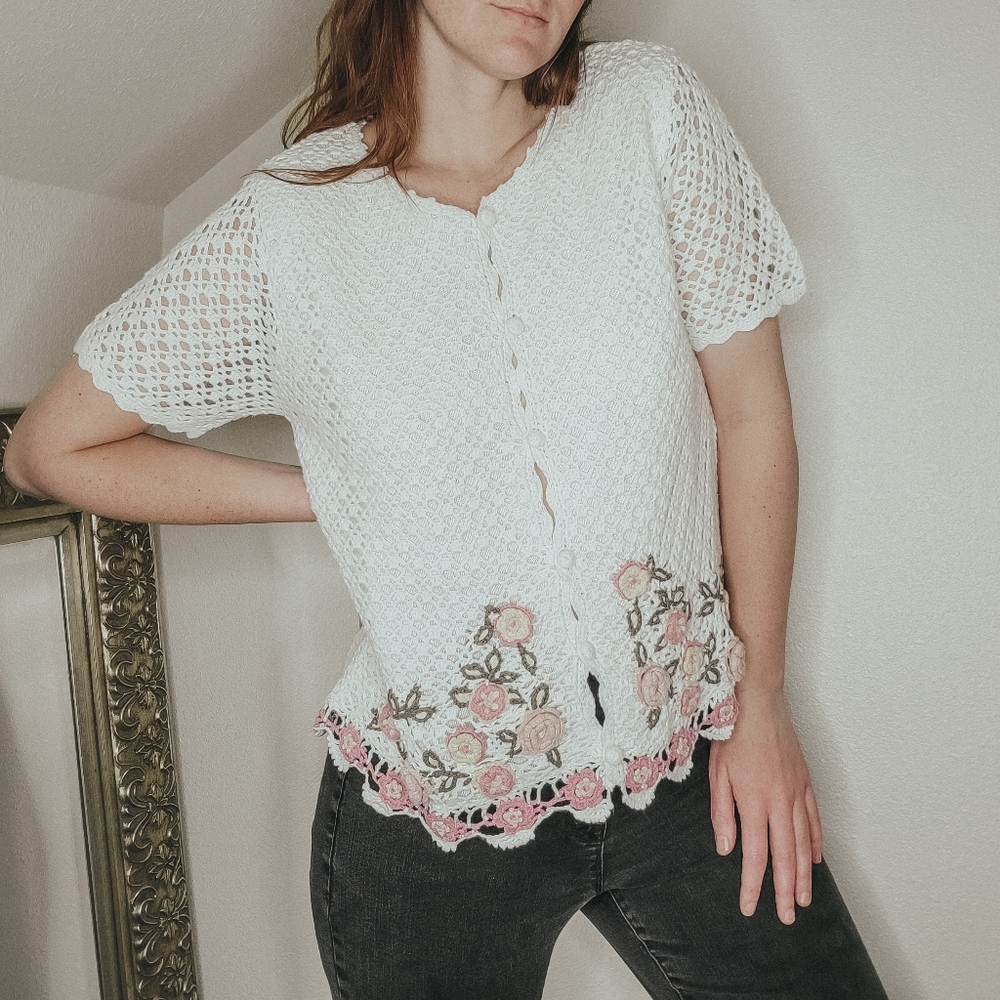 Vintage White Floral Crochet Top Medium